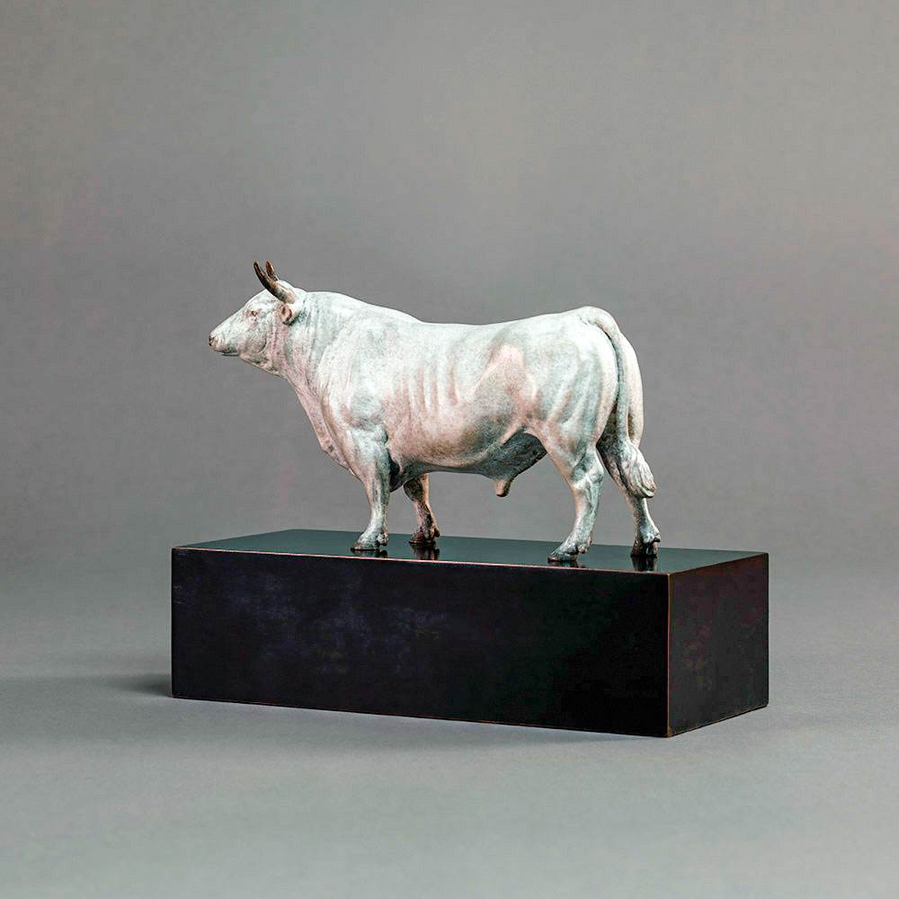 White Park Bull (Ash Nik-Nak - Miniature, Bronze) by John Michael